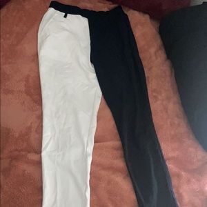 Medium Hot Topic had and half pants